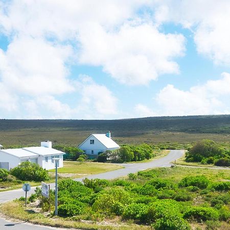 Agulhas Seabreeze, Tip Of Africa Apartment Luaran gambar
