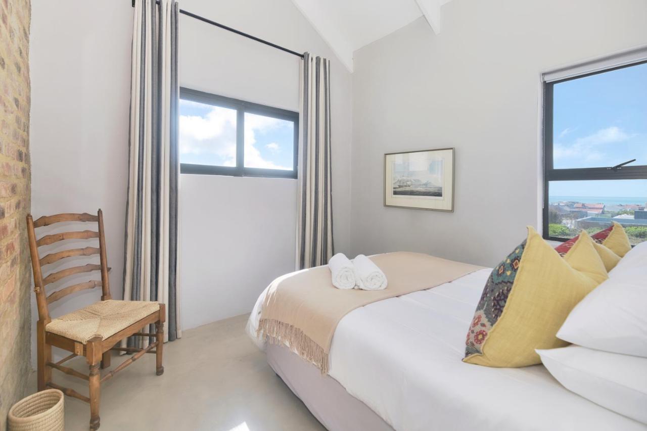 Agulhas Seabreeze, Tip Of Africa Apartment Luaran gambar
